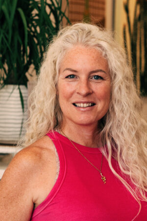 April-Ritzenthaler April-Ritzenthaler